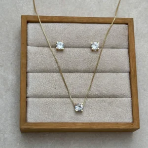 CONJUNTO PONTO DE LUZ ZIRCÔNIA 6mm CRAVAÇÃO DE JÓIA